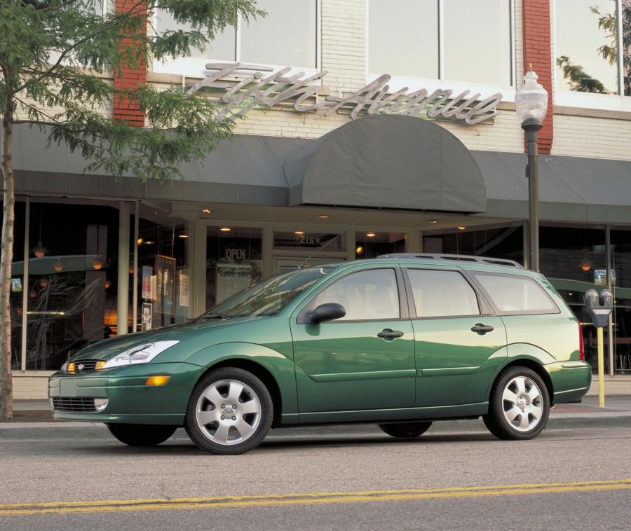  Ford Focus Wagon 1999 года  (фото 30 из 75)